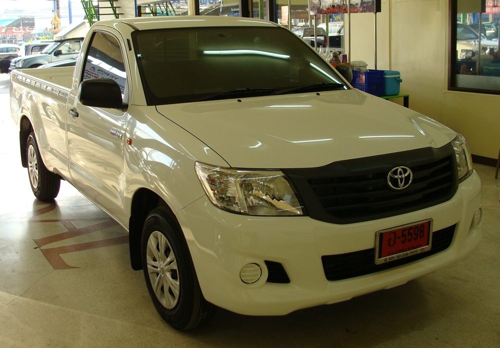 TOYOTA VIGO 2.7 เบนซิน กับชุด LPG TECH ถังแคปซูล ใต้ท้อง